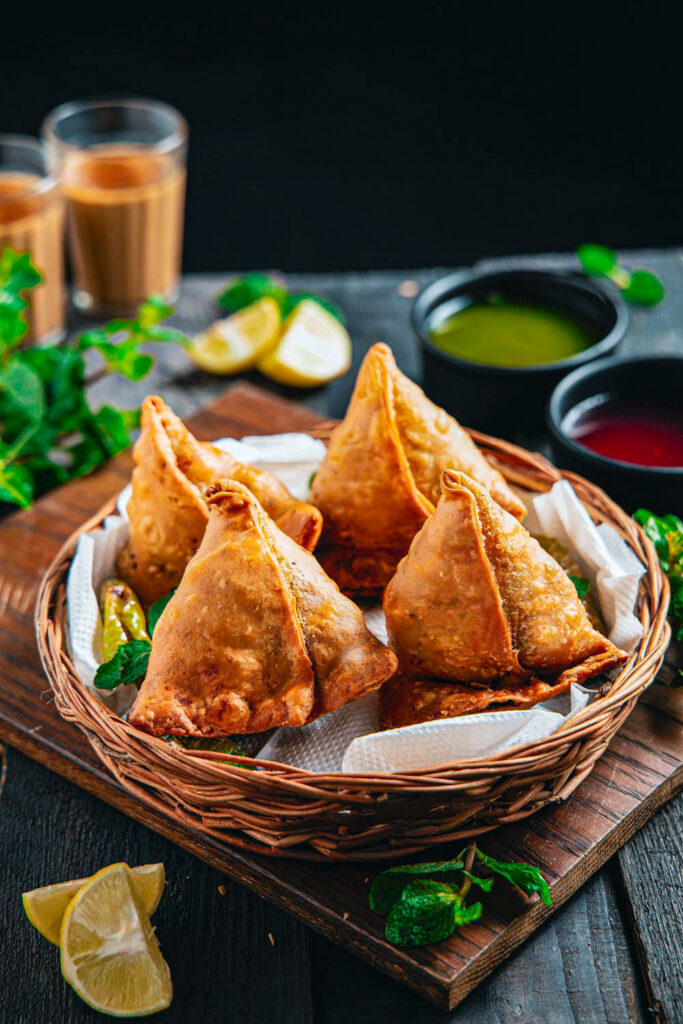 make samosa in 4 easy steps