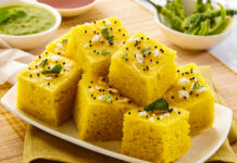 Khaman dhokla famous food of Gujarat