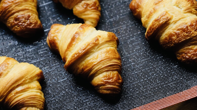 Croissants Hd Images