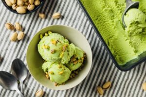 Pistachio Ice Cream Recipe | Just In 11 Easy Steps.