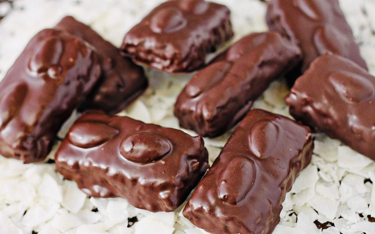 Almond Joy Bars Recipe | Just In 10 Easy Steps.