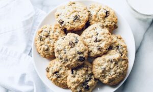 Oatmeal Raisin Cookies Recipe | Just In 9 Easy Steps.