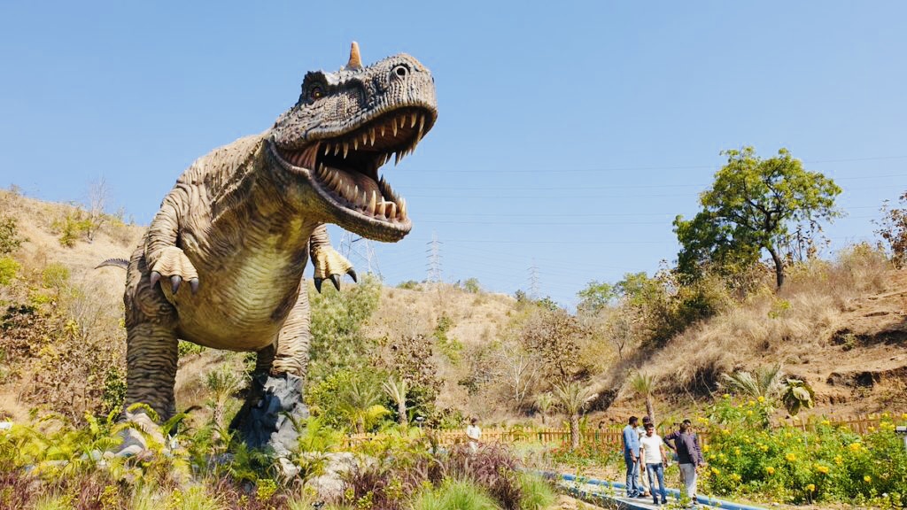 Dino Trail at Statue of Unity